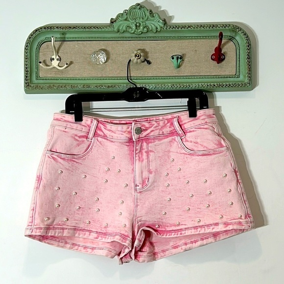 Sugar Thrills Dolls Kill Pink denim pearl encrusted front shorts women’s XL new - Picture 1 of 5
